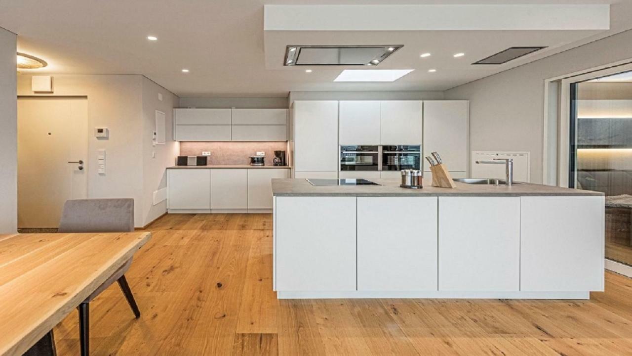 Penthouse Skygarden Apartment Schenna Luaran gambar